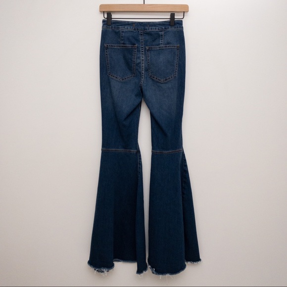 FREE PEOPLE Just Float On Flare Jeans Size 24 - Picture 6 of 11